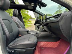 Ford Focus Hatchback EcoBoost 180 Automatic ST Line - ფოტო 14