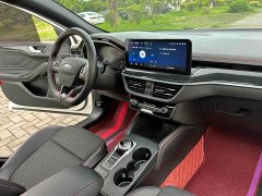Ford Focus Hatchback EcoBoost 180 Automatic ST Line - ფოტო 15