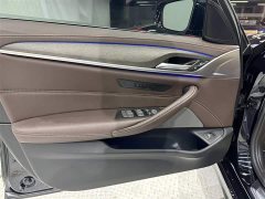 BMW 5 Series 530Li Premier M Sport Package - ფოტო 16