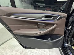 BMW 5 Series 530Li Premier M Sport Package - ფოტო 19