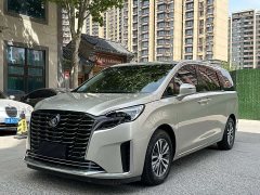 Buick GL8 ES Luxe Enjoyment Edition - ფოტო 1
