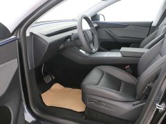 Tesla Model Y Rear-Wheel Drive - ფოტო 4