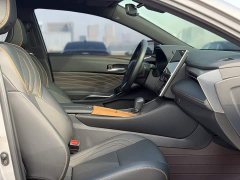 Toyota Avalon Hybrid 2.0L Luxury - ფოტო 15