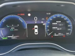 Toyota Avalon Hybrid 2.0L Luxury - ფოტო 19