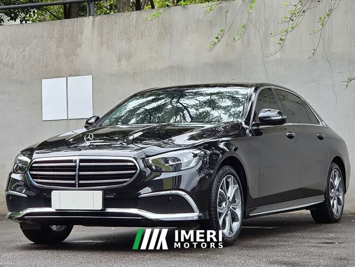Mercedes-Benz E-Class Facelift E 300 L Sport Fashion Edition