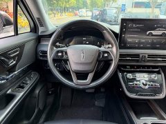 Lincoln Explorer 2.0T Two-Wheel Drive Premium - ფოტო 13