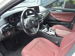 BMW 5 Series 525Li M Sport Package - ფოტო 10