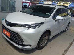 Toyota Sienna 2.5L Hybrid Premium Edition - ფოტო 1