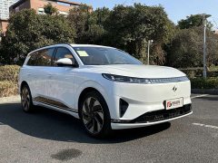 Audi eπ008 210Ultra Ruoyi Edition 5-seater - ფოტო 1