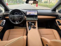 Toyota Avalon Hybrid 2.0L Luxury - ფოტო 2