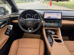 Toyota Avalon Hybrid 2.0L Luxury - ფოტო 3