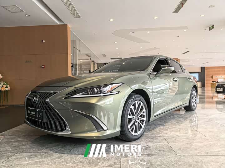 Lexus ES 200 Excellence Edition - ავტომობილი ჩინეთიდან