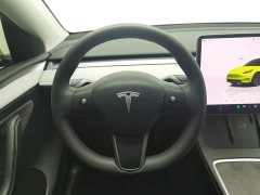 Tesla Model Y Rear-Wheel Drive - ფოტო 11