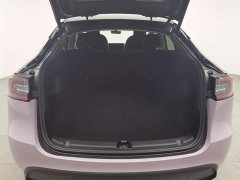 Tesla Model Y Rear-Wheel Drive - ფოტო 16