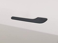 Tesla Model Y Rear-Wheel Drive - ფოტო 18