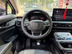 Lincoln Explorer 2.0T AWD Premium - ფოტო 13