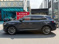 Lincoln Explorer 2.0T AWD Premium - ფოტო 3
