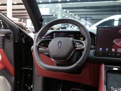 AITO M5 Extended Range Max RS AWD Advanced Intelligent Driving Edition - ფოტო 11