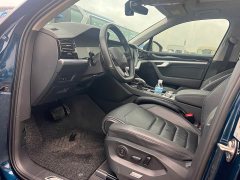 Volkswagen Touareg 3.0TSI Ruixiang Classic Sport Package - ფოტო 6