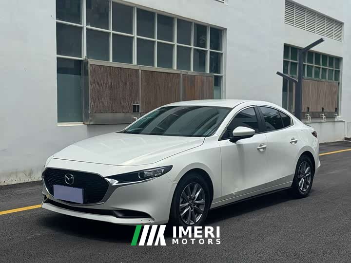 Mazda 3 Axela 2023 2.0L Automatic Entry Trim