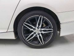 Honda Accord 260TURBO Phantom Night Premium Edition - ფოტო 19