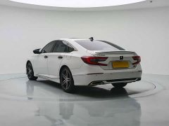 Honda Accord 260TURBO Phantom Night Premium Edition - ფოტო 3