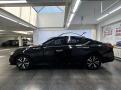 Nissan Teana 2.0L XL Comfort - ფოტო 4