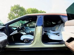 HiPhi Z Five-Seater - ფოტო 12