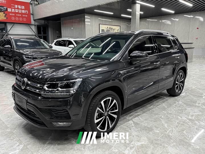 Volkswagen Touareg 280TSI FWD Luxury Edition - car from China