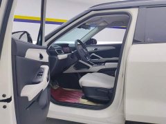 BYD Yuan UP 301KM Pilot Edition - ფოტო 9