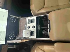 Land Rover Range Rover 3.0 L6 400PS Prestige Seven-Seat Extended Wheelbase - ფოტო 10