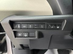 Toyota Sienna 2.5L Hybrid Premium Luxury Edition - ფოტო 12