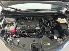 Toyota Sienna 2.5L Hybrid Premium Luxury Edition - ფოტო 4