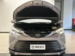 Toyota Sienna 2.5L Hybrid Premium Luxury Edition - ფოტო 5