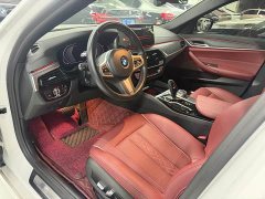 BMW 5 Series 530Li Premier M Sport Package - ფოტო 4