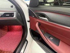BMW 5 Series 530Li Premier M Sport Package - ფოტო 7