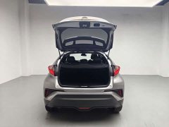 Toyota Yize IZOA 2.0L Yixing Edition - ფოტო 6