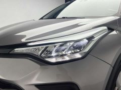 Toyota Yize IZOA 2.0L Yixing Edition - ფოტო 9