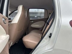Wuling Hongguang MINIEV Fourth Generation Four-Door Advanced Edition - ფოტო 6