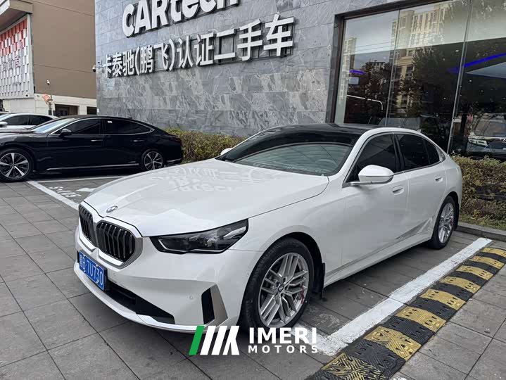 BMW 5 Series 525Li Luxury Package - ავტომობილი ჩინეთიდან