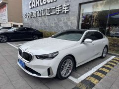 BMW 5 Series 525Li Luxury Package - ფოტო 1