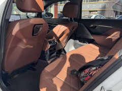 BMW 5 Series 525Li Luxury Package - ფოტო 8