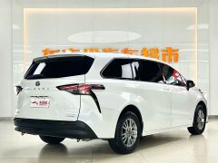 Toyota Sienna 2.5L Hybrid Comfort Edition - фото 5