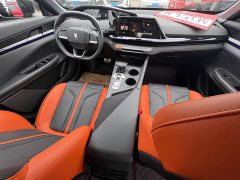 Changan UNI-V 1.5T Premium Sport - ფოტო 9