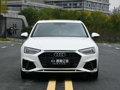 Audi A4L 40 TFSI Fashion Dynamic - ფოტო 2