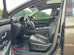 Hyundai Tucson L 1.5T Automatic Two-Wheel Drive DLX Luxury - ფოტო 9