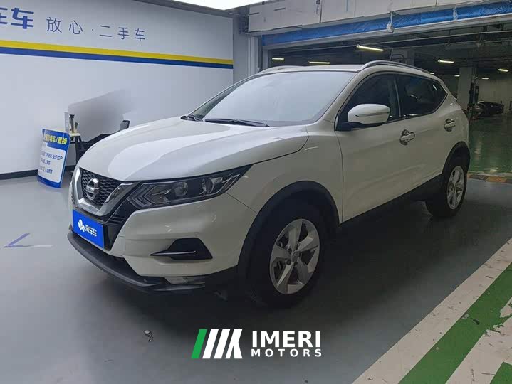 Nissan Qashqai 2.0L CVT Smart Comfort Edition - автомобиль из Китая