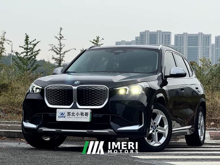 BMW iX1 eDrive25L M Sport Package