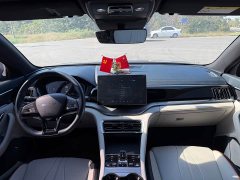 BYD Song Plus New Energy DM-i 110km Flagship Honors Edition - фото 8