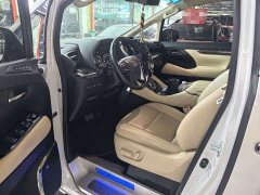 Toyota Alphard Hybrid 2.5L Premium Edition - photo 3